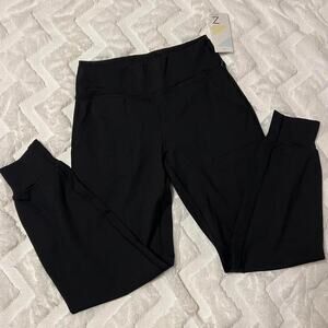 NWT black Zella joggers